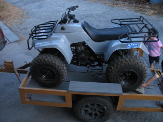 ---   ATV - KAWASAKI  250cc   --- แยกเทลเลอร์ก็ขายครับ