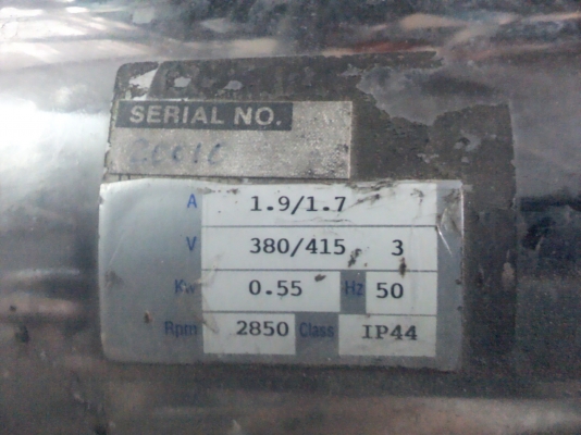 ปั๊มน้ำLOWARA 1.5 นิ้ว 220-380 v. 3 เฟส รอบจัด 2850 รอบ/นาที(มี 2 ตัว)