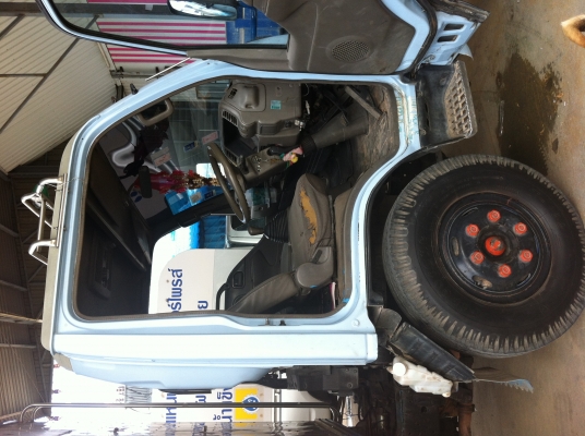 ขายหกล้อหัวชัชชี NPR120hp