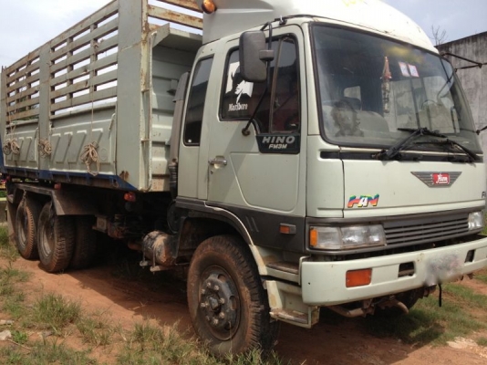 รถฮีโน่ 10 ล้อดั๊ม  FM3M  240 แรงม้า  ปี 39  สนใจติดต่อ 081 - 6079515