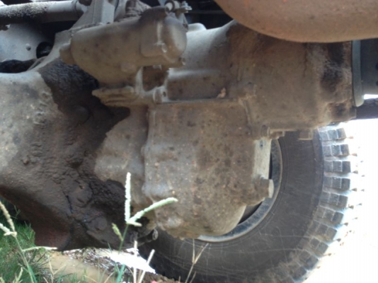 รถฮีโน่ 10 ล้อดั๊ม  FM3M  240 แรงม้า  ปี 39  สนใจติดต่อ 081 - 6079515