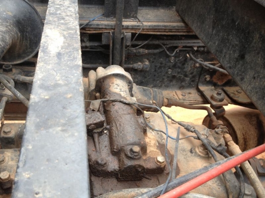 รถฮีโน่ 10 ล้อดั๊ม  FM3M  240 แรงม้า  ปี 39  สนใจติดต่อ 081 - 6079515