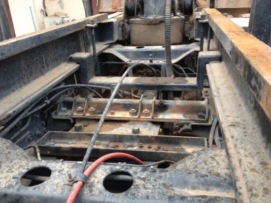 รถฮีโน่ 10 ล้อดั๊ม  FM3M  240 แรงม้า  ปี 39  สนใจติดต่อ 081 - 6079515