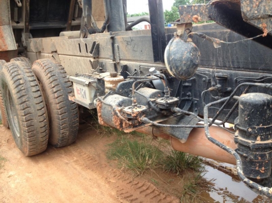 รถฮีโน่ 10 ล้อดั๊ม  FM3M  240 แรงม้า  ปี 39  สนใจติดต่อ 081 - 6079515