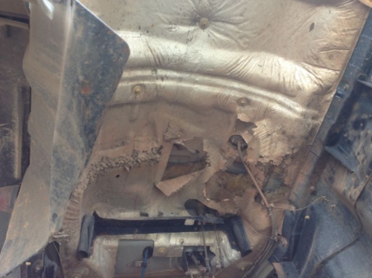 รถฮีโน่ 10 ล้อดั๊ม  FM3M  240 แรงม้า  ปี 39  สนใจติดต่อ 081 - 6079515