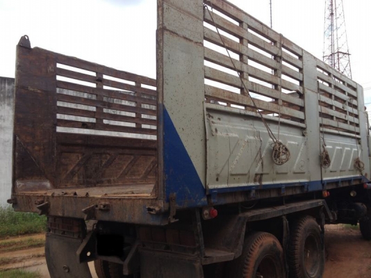 รถฮีโน่ 10 ล้อดั๊ม  FM3M  240 แรงม้า  ปี 39  สนใจติดต่อ 081 - 6079515