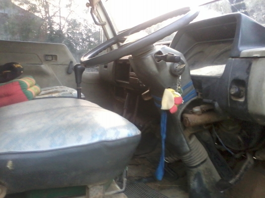 หกล้อดั้ม มิตซู115แรง รถห้างแท้ปี40 เกรียร์ใหญ่ Fหน้าFหลัง ครับ