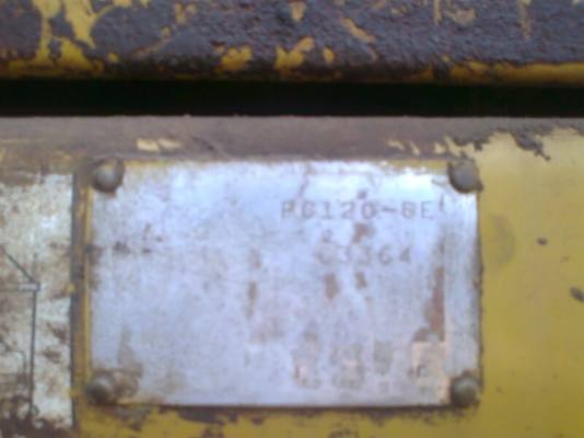 รถขุด KOMATSU PC120-6E รถสวย มีทะเบียนครบ ราคาต่อรอง