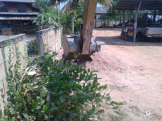 รถขุด KOMATSU PC120-6E รถสวย มีทะเบียนครบ ราคาต่อรอง