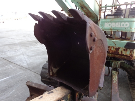 ขายKOBELCO--50--UR1.รุ่นตัวเดินใหญ่มาไทยแล้ว