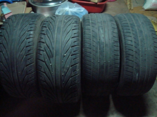 ขายยางถูกครับ4เส้น2000ครับ