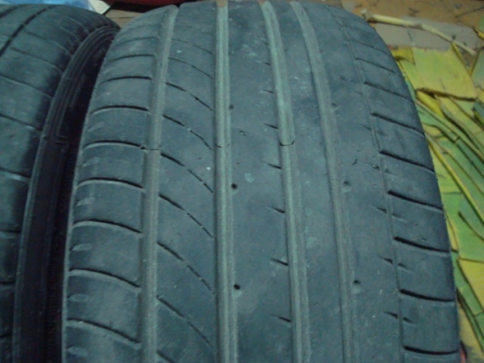 ขายยางถูกครับ4เส้น2000ครับ