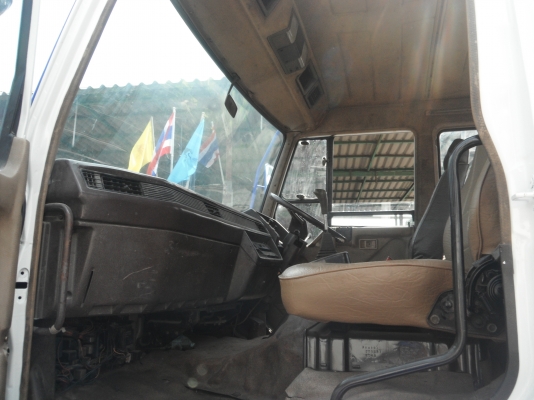 ลดราคาให้สุดๆ ไปเลย ขายรถเทรลเลอร์ 10 ล้อ  มิตซูบิชิ ครัซซี FN516M รถ 2 เพลา เบลคใหญ่ เทลรเลอร์สวยต่อใหม่ครับ