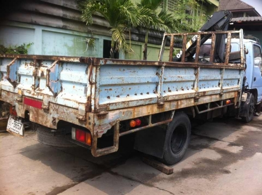 ขายรถบรรทุก6ล้อติดเครน3ตัน ISUZU NPR 120แรงม้า ปี2538 C/N NPR66PX5S-7xxxxxx E/N 4HF1-2xxxxx รถห้าง ทะเบียนไม่ขาด