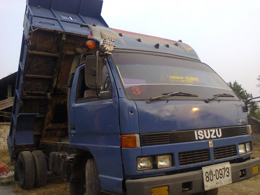 ขายหกล้อดั้มพ์ อีซูสุ NPR 115HP เฟืองท้ายเอฟ แอร์เย็น