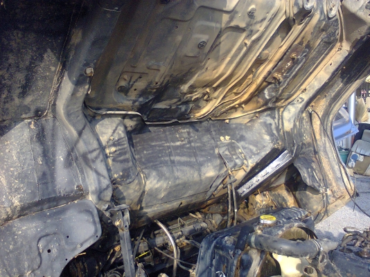 ขายหกล้อดั้มพ์ อีซูสุ NPR 115HP เฟืองท้ายเอฟ แอร์เย็น