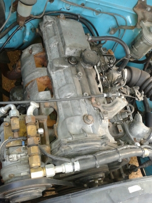 ขายเครื่องTOYOTA 2L 2400 CC ยังใช้งานอยู่ครับ