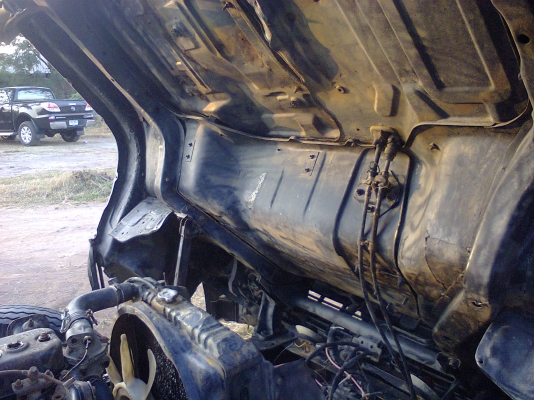 ขายหกล้อดั้มพ์ อีซูสุ NPR 115 HP เฟื่องท้ายเอฟ แอร์เย็น