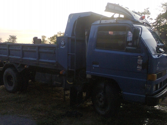 ขายหกล้อดั้มพ์ อีซูสุ NPR 115 HP เฟื่องท้ายเอฟ แอร์เย็น