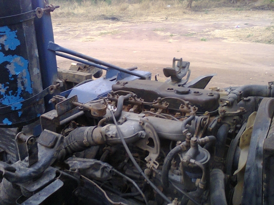 ขายหกล้อดั้มพ์ อีซูสุ NPR 115 HP เฟื่องท้ายเอฟ แอร์เย็น