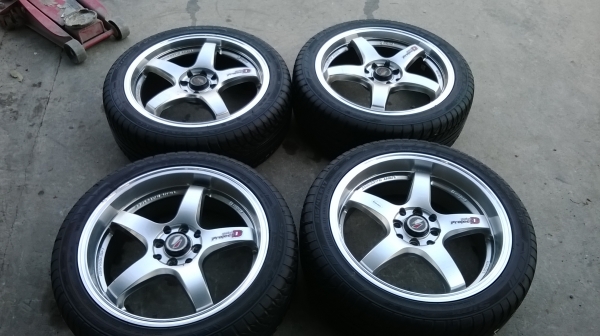 ขายล้อ LENSOขอบ17พร้อมยางชุดละ9800 ขายล้อ LENSOขอบ17พร้อมยางชุดละ9800