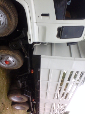 อีซูซุ Dega