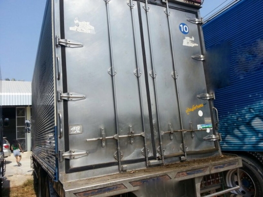 รถฮีโน่ 10 ล้อ ตู้เย็น FL1J  210 แรงม้า. ปี 40  สนใจติดต่อ 081 - 6079515