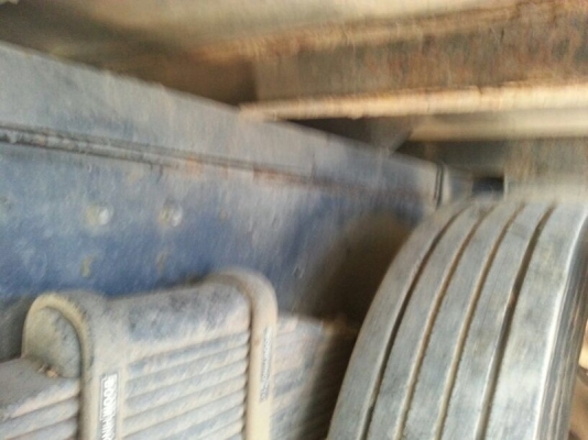 รถฮีโน่ 10 ล้อ ตู้เย็น FL1J  210 แรงม้า. ปี 40  สนใจติดต่อ 081 - 6079515