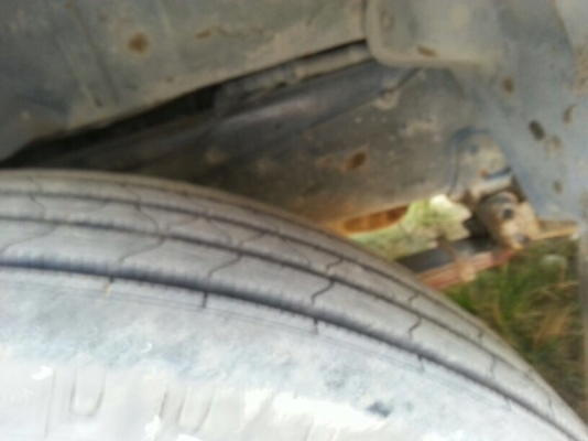 รถฮีโน่ 10 ล้อ ตู้เย็น FL1J  210 แรงม้า. ปี 40  สนใจติดต่อ 081 - 6079515