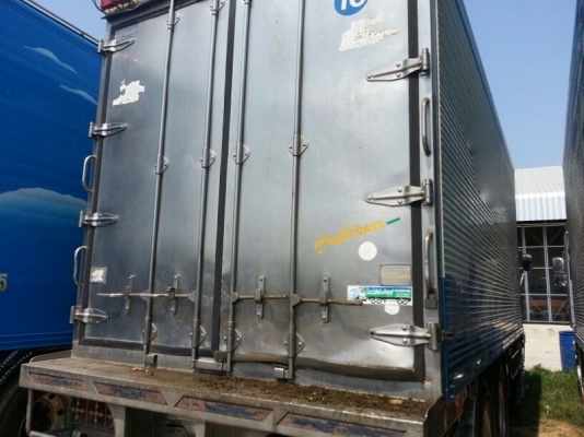 รถฮีโน่ 10 ล้อ ตู้เย็น FL1J  210 แรงม้า. ปี 40  สนใจติดต่อ 081 - 6079515