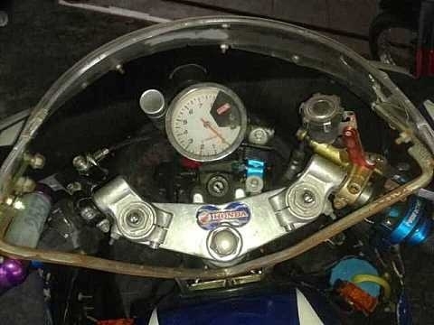 ธารนนทบุรี//ขาย honda cb1 แต่งสวย ทะเบียน ราคา65,000บาท