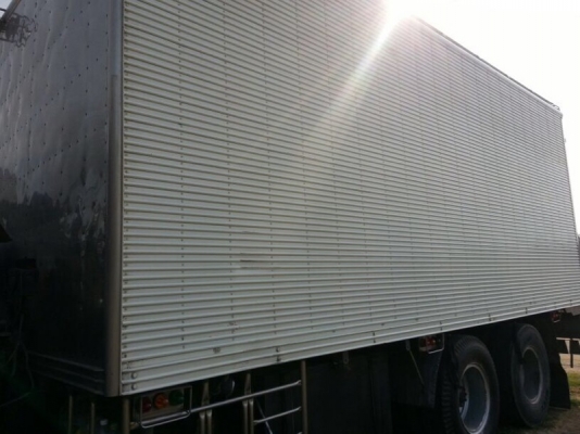 รถฮีโน่ 10 ล้อ ตู้เย็น FL227  220 แรงม้า.  ( ราคา 820,000 บาท. ) สนใจติดต่อ 081 - 6079515