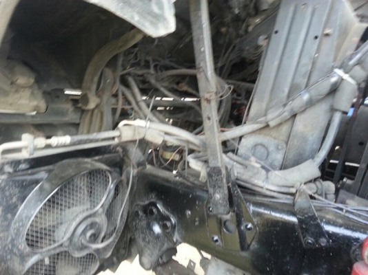 รถฮีโน่ 10 ล้อ ตู้เย็น FL227  220 แรงม้า.  ( ราคา 820,000 บาท. ) สนใจติดต่อ 081 - 6079515