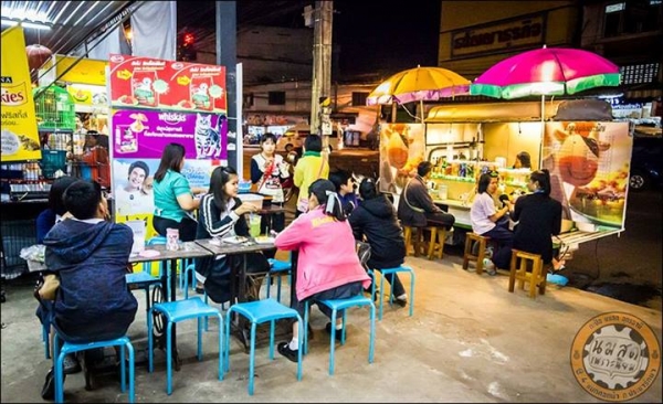 รถเปิดบาร์ขายนมสดปั่น ขายด่วน!!!ภายในเดือนนี้ 95,000 บาท