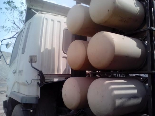 ขายด่วนรถหัวลาก 10ล้อ Mitsubishi 2 เพลาดั้มหางสามคาน   ปี47