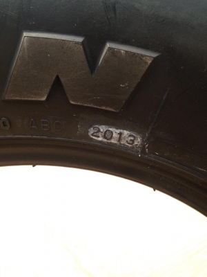 ขายยาง MAXXIS BIGHORN 764 M/T 245-75-16 ปี13 ขายยาง MAXXIS BIGHORN 764 M/T 245-75-16 ปี13