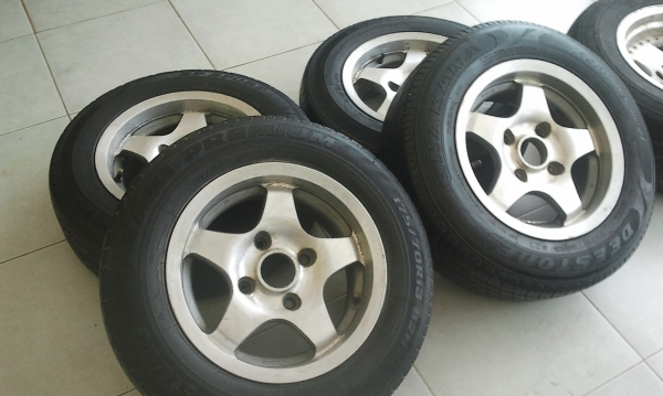 ENKEI 13X6 ET20 พร้อมยาง175-70-13 ใช้ต่อได้ยาวๆ1ชุดพร้อมส่ง