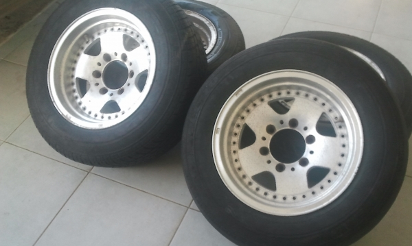 ENKEI 13X6 ET20 พร้อมยาง175-70-13 ใช้ต่อได้ยาวๆ1ชุดพร้อมส่ง