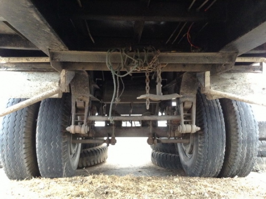 ขายลูกพ่วงไม่ดั้มพนัสยาว 6.40 เมตรสภาพสวยๆ