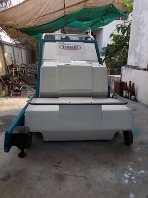 รถกวาดพื้น รถกวาดฝุ่น ชนิดเดินตามมือสองใช้แบตเตอรี่