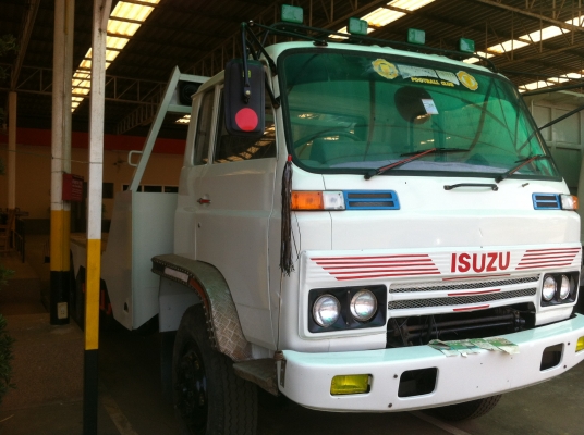 ขายรถเทเลอร์ คัสซีสวย ใส่เครื่องรุ่นใม่ 195 แรงๆ (ต่อรองได้ที่บ้านเท่านั้นครับ) ขายรถเทเลอร์ คัสซีสวย ใส่เครื่องรุ่นใม่ 195 แรงๆ (ต่อรองได้ที่บ้านเท่านั้นครับ)