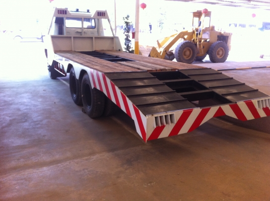 ขายรถเทเลอร์ คัสซีสวย   ใส่เครื่องรุ่นใม่ 195 แรงๆ (ต่อรองได้ที่บ้านเท่านั้นครับ)