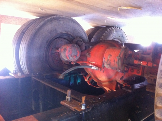 ขายรถเทเลอร์ คัสซีสวย ใส่เครื่องรุ่นใม่ 195 แรงๆ (ต่อรองได้ที่บ้านเท่านั้นครับ) ขายรถเทเลอร์ คัสซีสวย ใส่เครื่องรุ่นใม่ 195 แรงๆ (ต่อรองได้ที่บ้านเท่านั้นครับ)