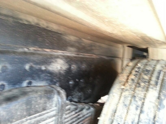 รถฮีโน่ 12 ล้อ ตู้เย็น 285 แรงม้า. ปี 38  ( รถประกอบ. )  สนใจติดต่อ 081 - 6079515