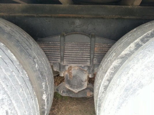 รถฮีโน่ 12 ล้อ ตู้เย็น  260 แรงม้า. ปี 48  ( รถประกอบ. )  สนใจติดต่อ 081 - 6079515