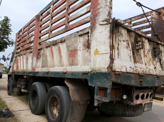 ขายกระบะรถสิบล้อ ยาว 6.10 เมตร กว้าง 2.45 เมตร