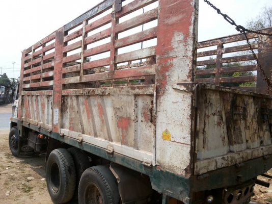 ขายกระบะรถสิบล้อ ยาว 6.10 เมตร กว้าง 2.45 เมตร