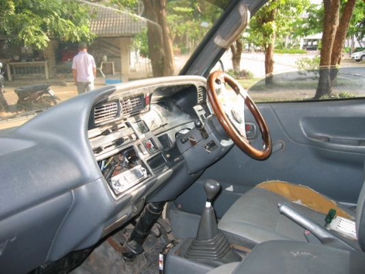 ขายรถตู้