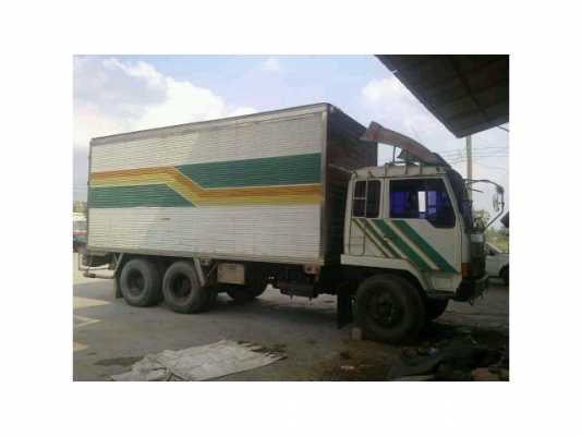 ขายไอ้หลง2เพลา เครื่อง195แรง โลฮาย10สปีด เครื่องดี แคชซีสวย พร้อมโอน ขายไอ้หลง2เพลา เครื่อง195แรง โลฮาย10สปีด เครื่องดี แคชซีสวย พร้อมโอน