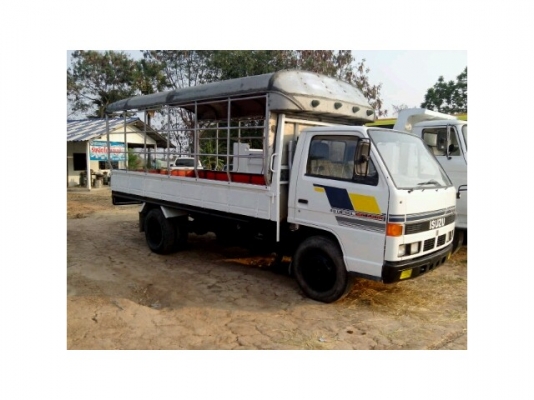 ขายISUZU NKR110แรง เครื่องดี แคชซีสวย เอกสารพร้อมโอน